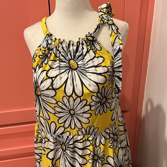 Mira Mikati Daisy Halter Maxi - Picture 6 of 12
